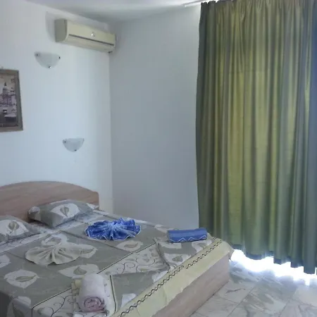 Rai Hotel 3*
