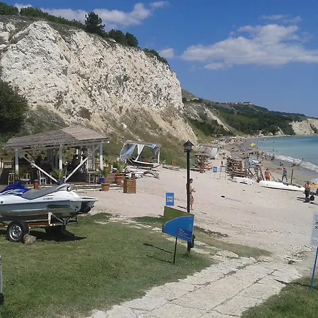 Hotel Rai Kavarna