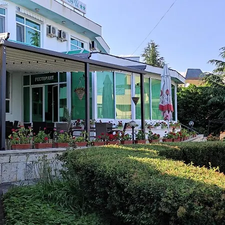 Хотел рай