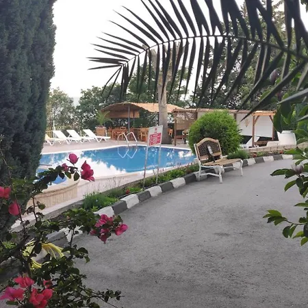 Hotel Rai Kavarna